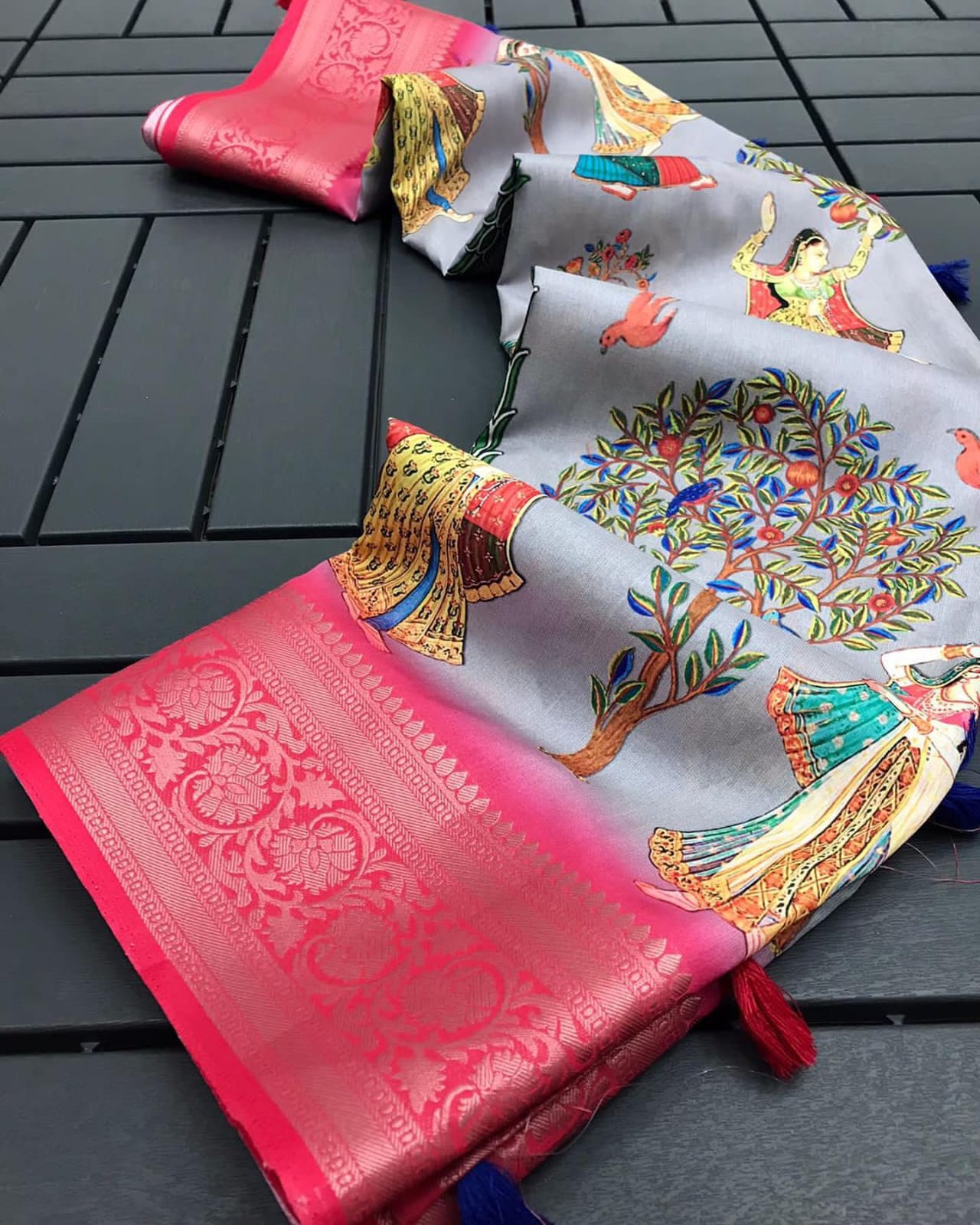 Light Grey Silk Printed Saree With Jaqcard Border