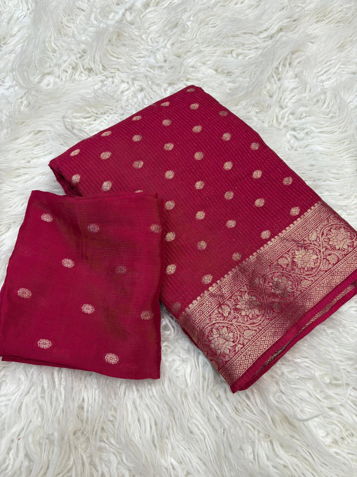Gulnaz Maharani Chitt Pallu Chinon Silk Saree