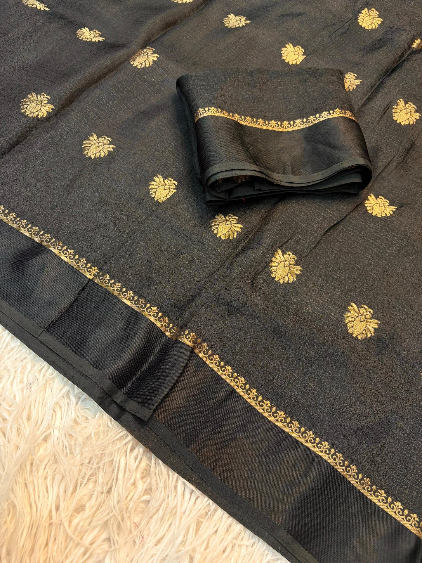 Black Aura Zari Weave Saree