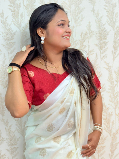 Ivory Ishika – Elegant White Golden Saree