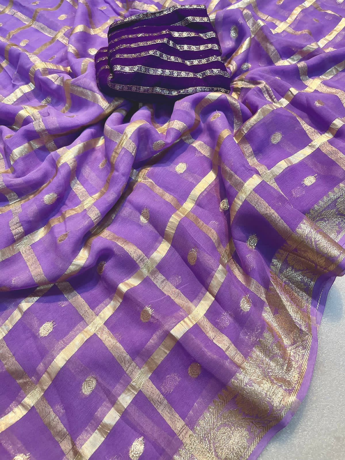 Lavender Color Viscose Georgette Weaving Saree With Contrast Viscose Blouse