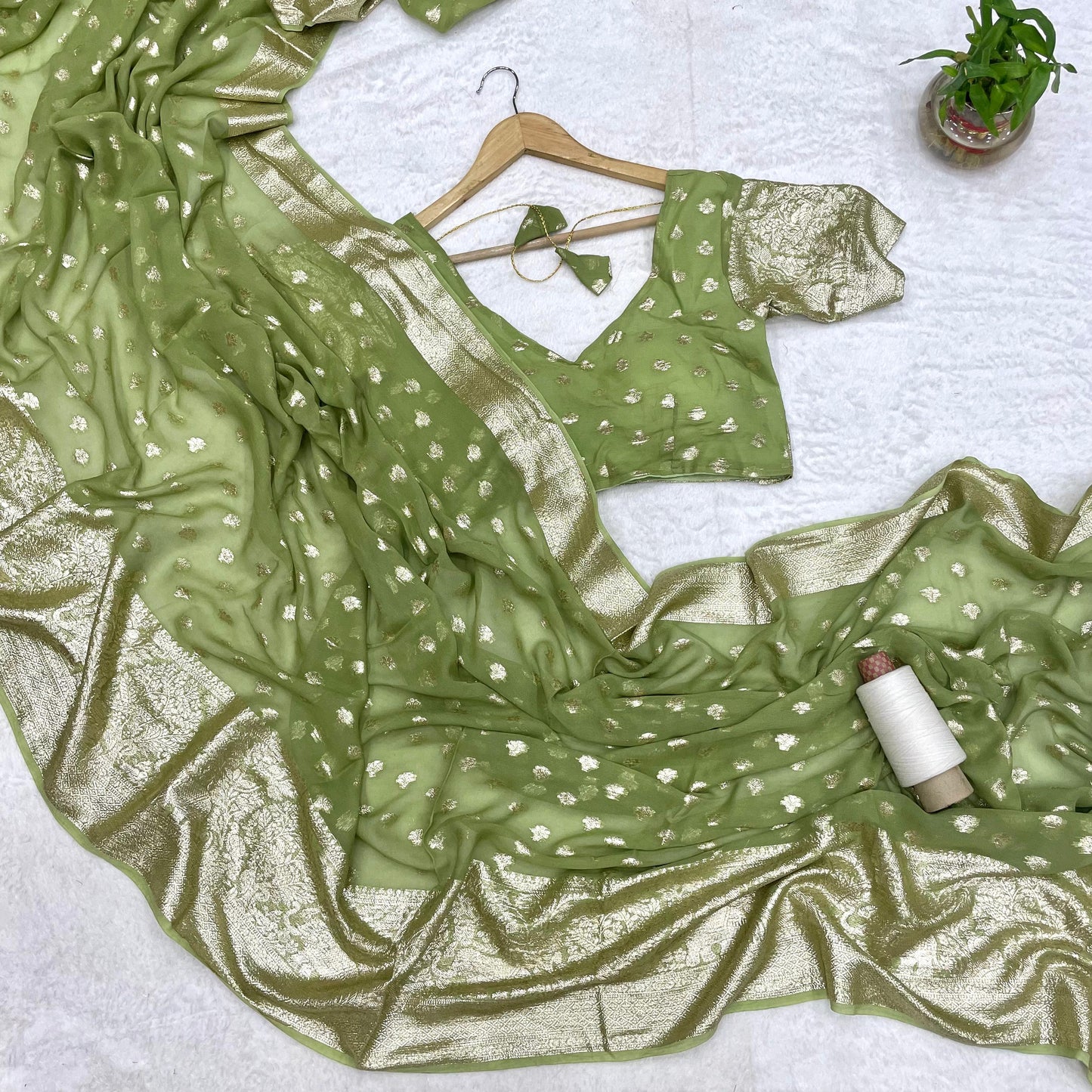 Pure Green Viscose Georgette With Jacquard Butti With Jacquard Border All Over